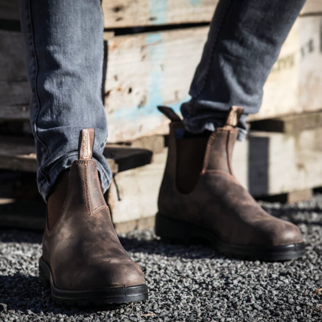 Blundstone Classics #585 - Rustic Brown (D/H)