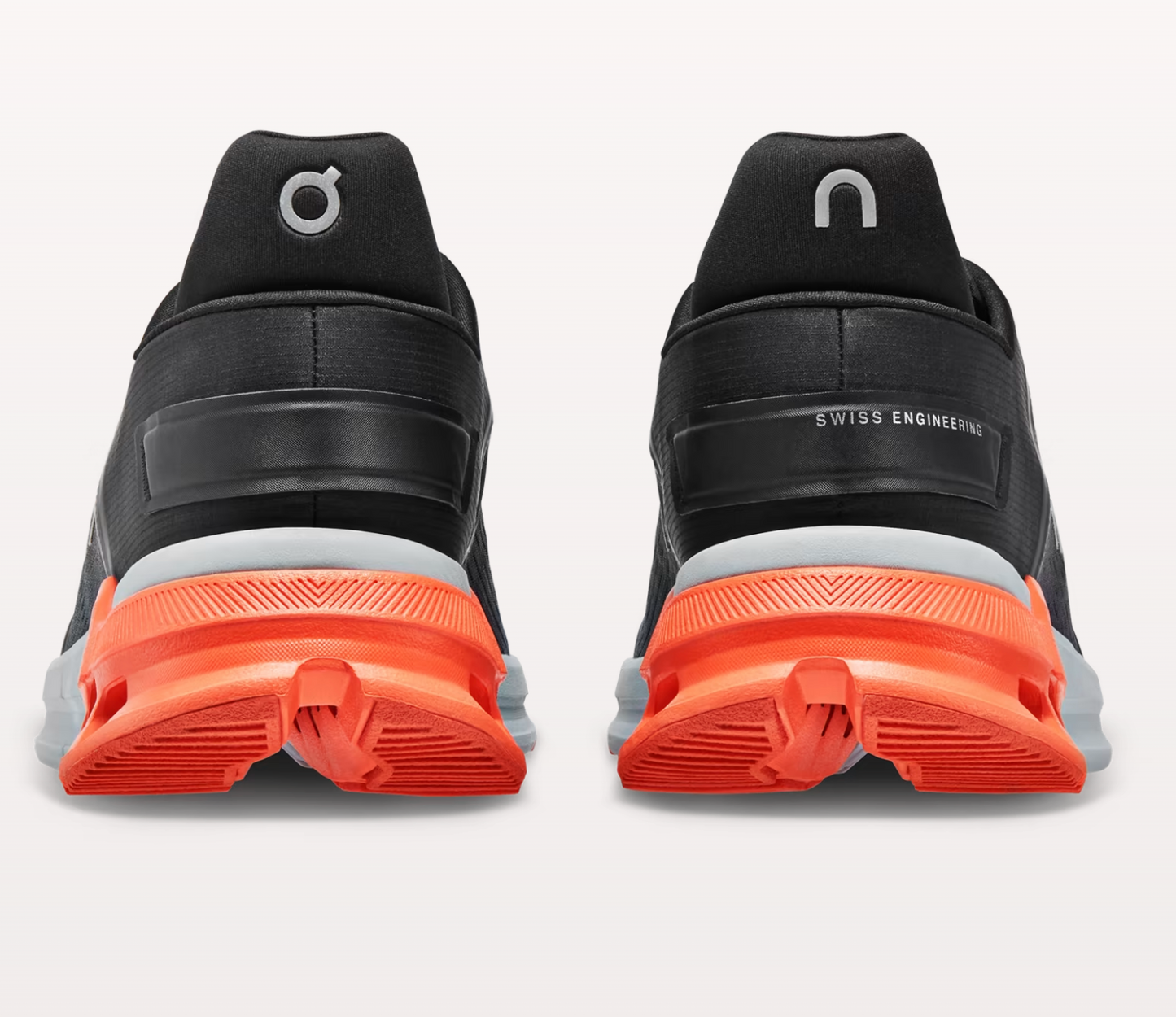 On Cloudnova Flux - Black/Flame (H)