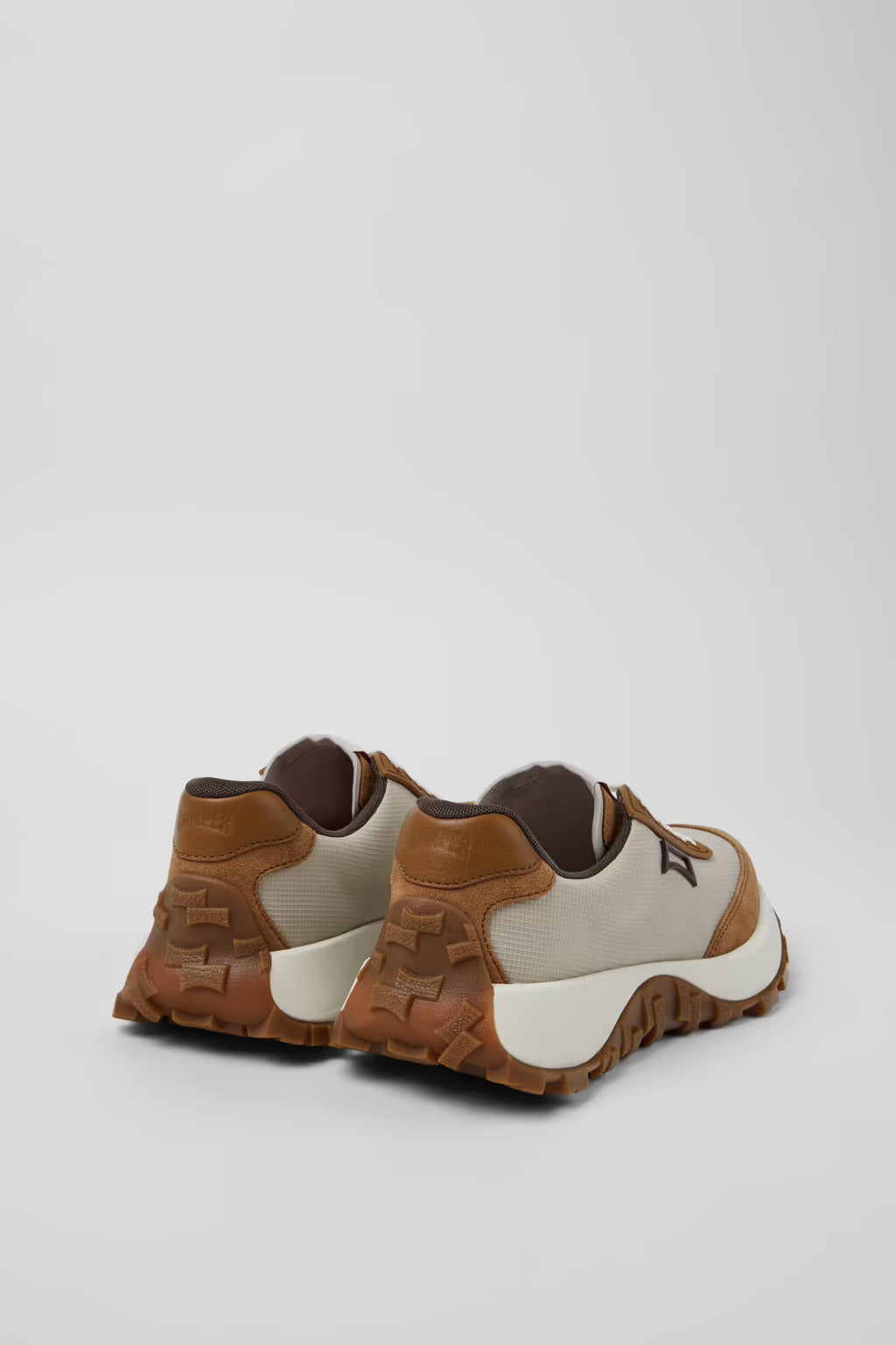 Camper - Drift Trail - Grey (D)